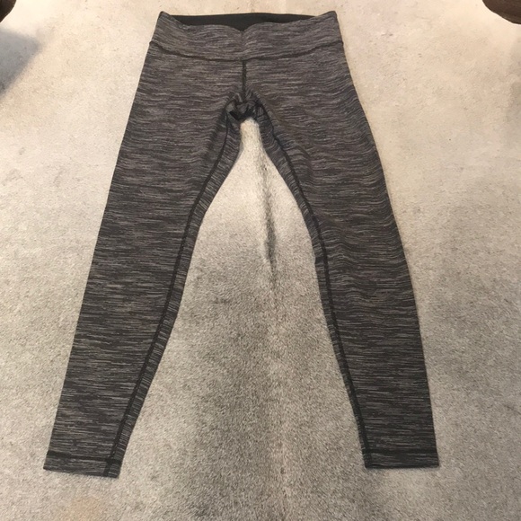 Lululemon Wunder Under Pant size 10.